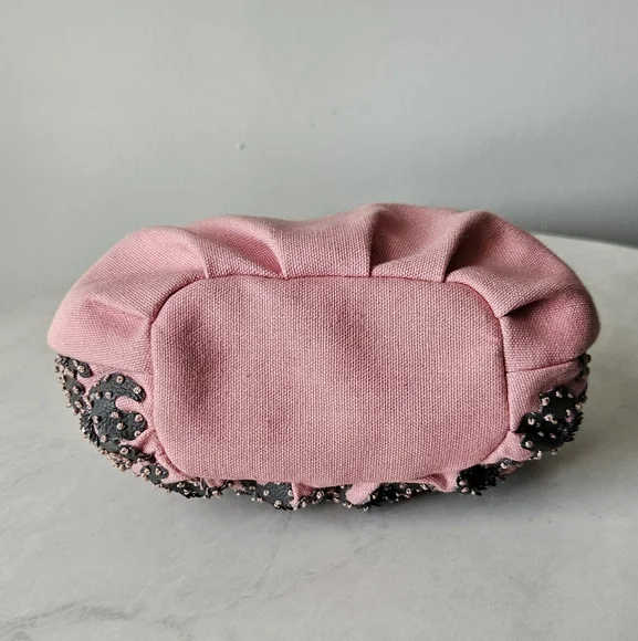 ANTHROPOLOGIE IPA-NIMA Elephant 

Kiss Lock Women's Beaded Pink Clutch Wallet - Picture 4 of 14